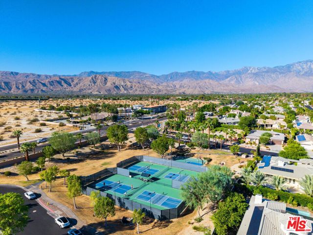 8 Dickens Court, Rancho Mirage, CA 92270