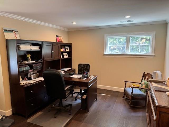 619 Bay Road, Menlo Park CA: https://media.crmls.org/mediaz/04d5db80-9943-4c2c-8237-7079eb3bb966.jpg