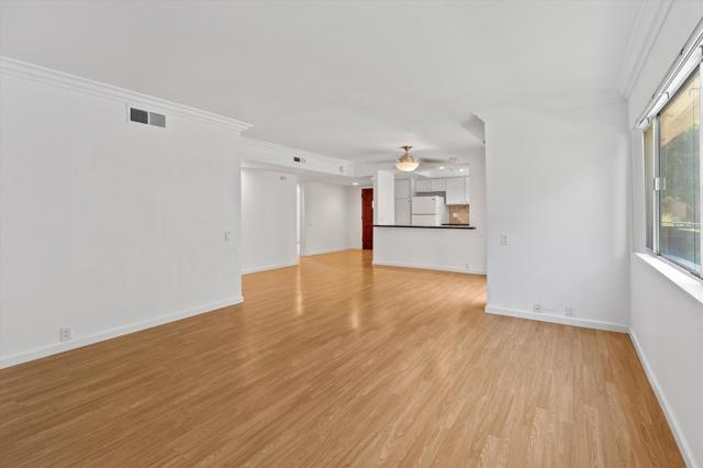 400 N Sunrise Way, Palm Springs CA: https://media.crmls.org/mediaz/04d6c71a-8b9a-4d2c-ac78-551c4bf2152f.jpg