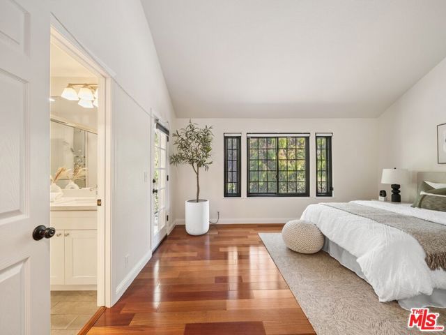 2481 Rebecca Lynn Way, Santa Clara CA: https://media.crmls.org/mediaz/04d77cae-6ab0-4bc8-957c-9f8976abbc8d.jpg