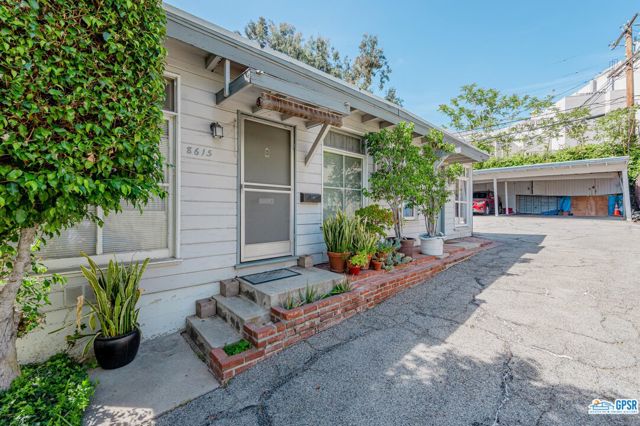 Image 3 for 8613 Rugby Dr, West Hollywood, CA 90069