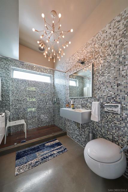 3929 Pringle street, San Diego CA: https://media.crmls.org/mediaz/04d8aee1-59e0-4f5e-8f34-cca30cbd5150.jpg
