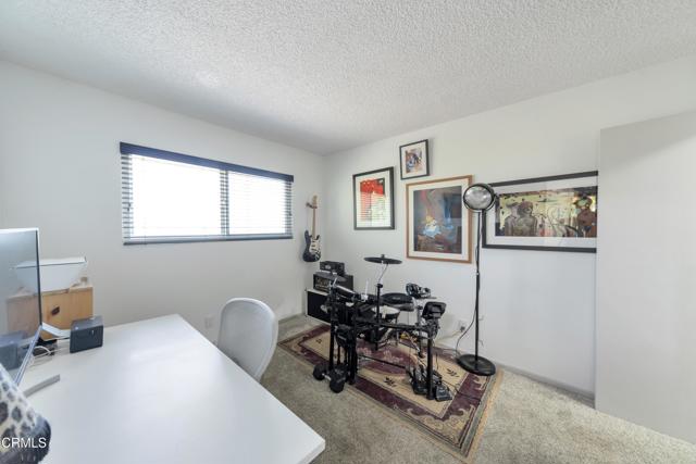 Detail Gallery Image 17 of 34 For 9212 Creemore Dr, La Crescenta,  CA 91214 - 3 Beds | 3 Baths