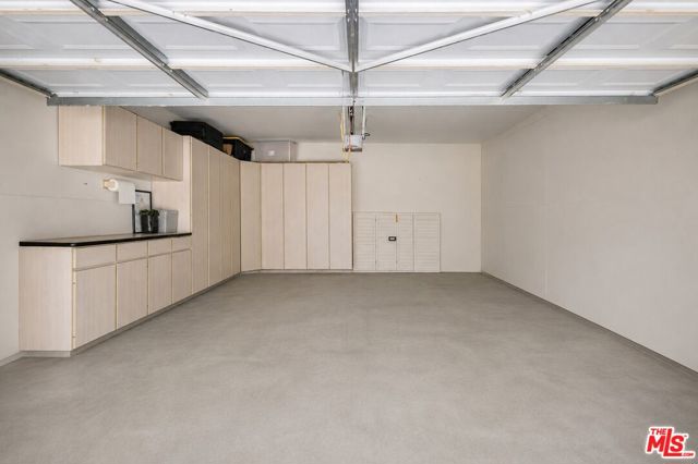 2 Bed Home for Sale in Culver City, California