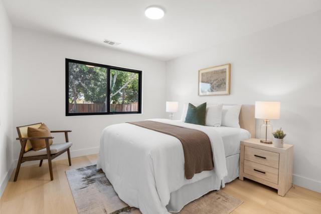 120 Abelia Way, East Palo Alto CA: https://media.crmls.org/mediaz/04d9cb62-4a99-4b6e-8baf-ca3c2b2f62e1.jpg