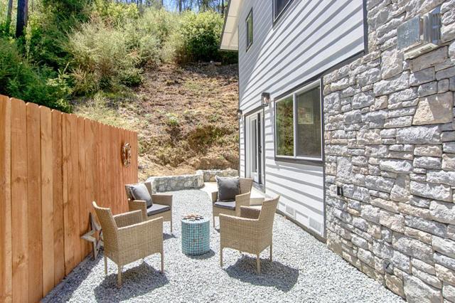 341 Lake Drive, Boulder Creek CA: https://media.crmls.org/mediaz/04da355a-c4f0-4b58-8f24-2fee5baef728.jpg