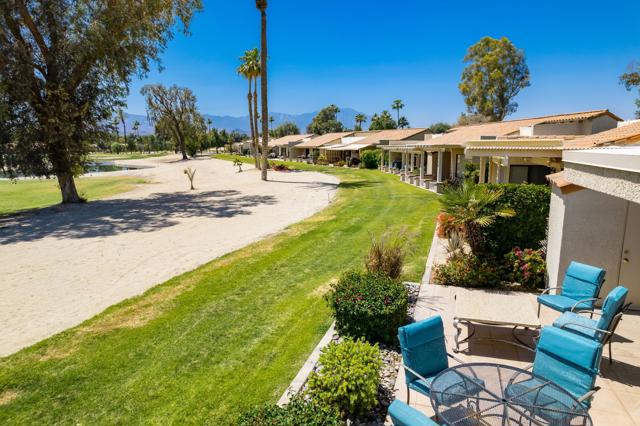 77361 Preston Trail, Palm Desert CA: https://media.crmls.org/mediaz/04dc8f09-a234-414d-9f84-a6ba9f9c8118.jpg