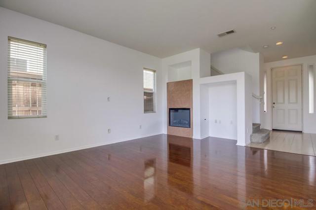 2305 Wisteria Way, National City CA: https://media.crmls.org/mediaz/04dcbfea-1574-4d55-aa0b-830c9fc43c9a.jpg