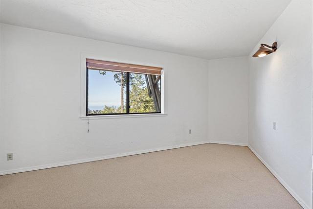 200 S Ranch Road, Pescadero CA: https://media.crmls.org/mediaz/04dd044b-466d-49a5-9a6e-222e3d0db786.jpg