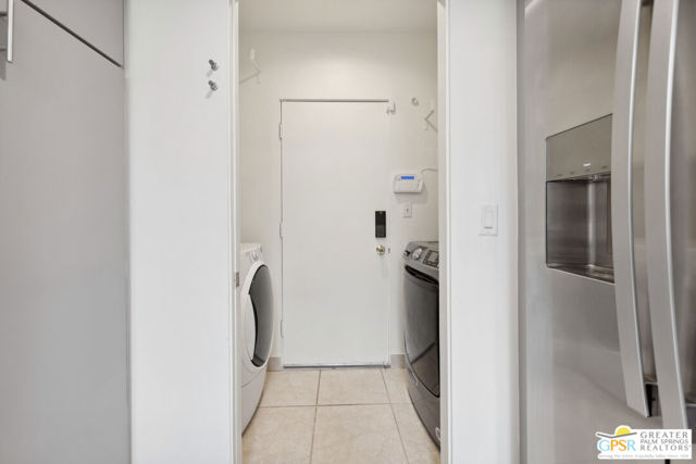2455 S Madrona Drive, Palm Springs CA: https://media.crmls.org/mediaz/04ddbd4f-3375-493a-bb7c-b361069742c3.jpg