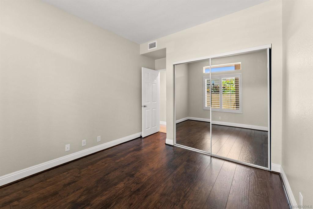 MLS #250037930SD image #8