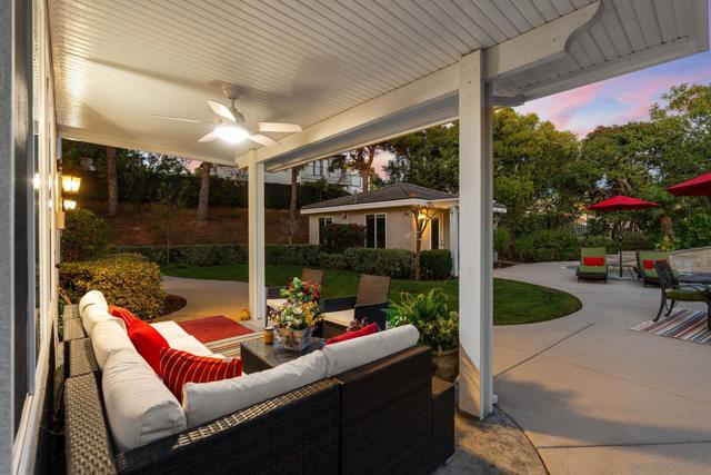 17117 Tallow Tree Lane, San Diego CA: https://media.crmls.org/mediaz/04e14175-12fa-49f4-a9e4-320da621dbbb.jpg