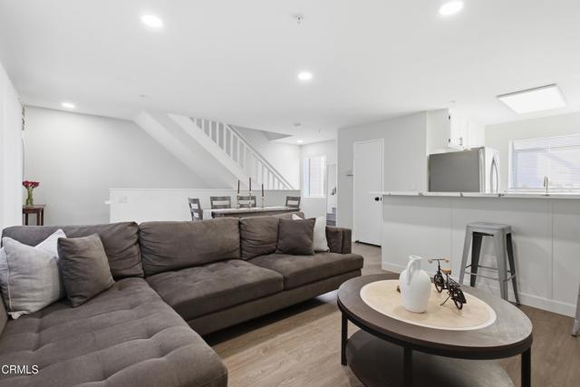 Front Image Thumbnail for CRV1-35099