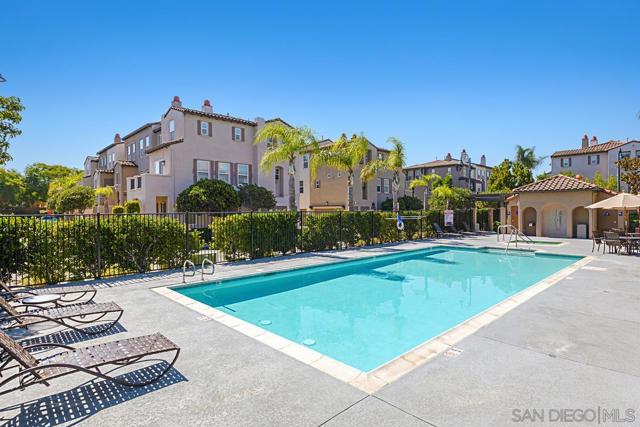 10551 Sanshey Lane, San Diego CA: https://media.crmls.org/mediaz/04e21eed-f3a9-4828-9d87-f77ea1bc2857.jpg