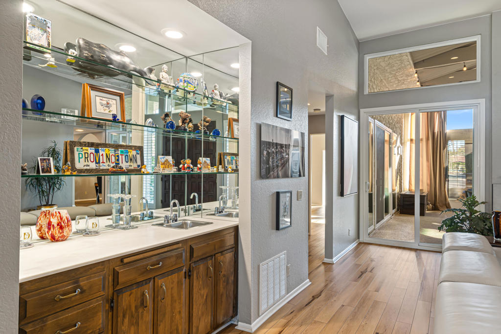 MLS #219132275DA image #12