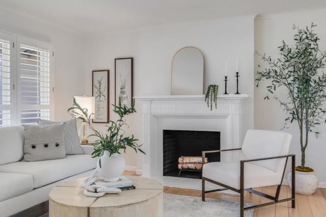 1224 Tilia Street, San Mateo CA: https://media.crmls.org/mediaz/04e53688-ce74-4117-a002-199fb85fe808.jpg