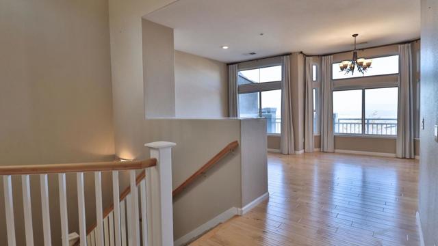 132 Warbler Lane, Brisbane CA: https://media.crmls.org/mediaz/04e64ff8-9f05-4af5-af77-38bea2ef167d.jpg