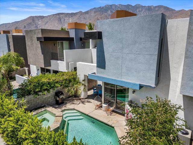 3552 Melody Lane, Palm Springs CA: https://media.crmls.org/mediaz/04e747ba-57d4-4212-a63d-4d97ef6066b8.jpg