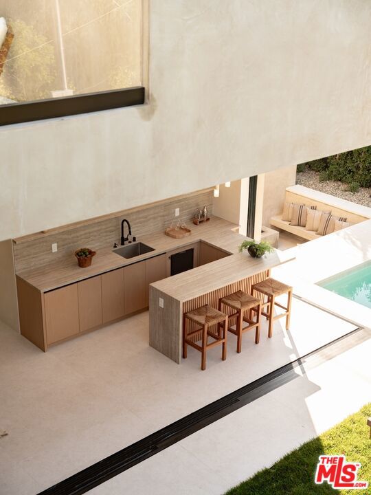 517 N Edinburgh Avenue, Los Angeles CA: https://media.crmls.org/mediaz/04e8165d-4c37-471b-8285-90ce88261107.jpg