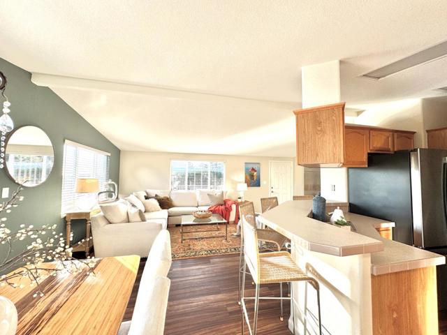 37 Oceanview Avenue, Half Moon Bay CA: https://media.crmls.org/mediaz/04e856b9-31ae-48d5-8615-d76436d6f7b4.jpg