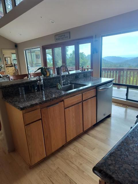 1380 Amaya Ridge Road, Soquel CA: https://media.crmls.org/mediaz/04e8946d-2444-43e4-9837-f726ee37e03b.jpg