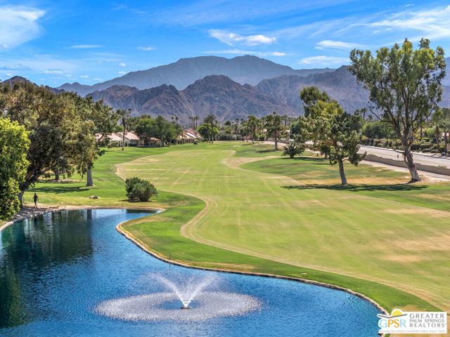 41387 Princeville Lane, Palm Desert CA: https://media.crmls.org/mediaz/04e9031b-cc1c-42b0-9004-18eb0b8742c1.jpg