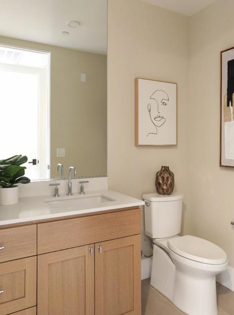 389 First Street, Los Altos CA: https://media.crmls.org/mediaz/04ea76c9-4250-49b4-8249-76c87a46266c.jpg