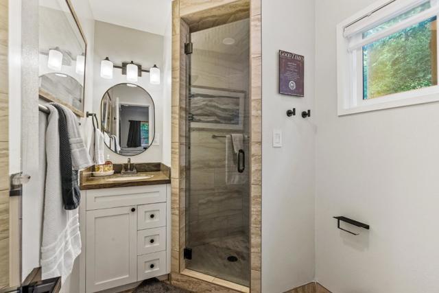 13896 Bear Creek Road, Boulder Creek CA: https://media.crmls.org/mediaz/04ea794f-3456-47fb-805b-70d43d324841.jpg