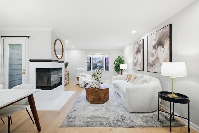 181 Ada Avenue, Mountain View CA: https://media.crmls.org/mediaz/04eb2a01-bb88-470a-aaf7-70aaa827a578.jpg