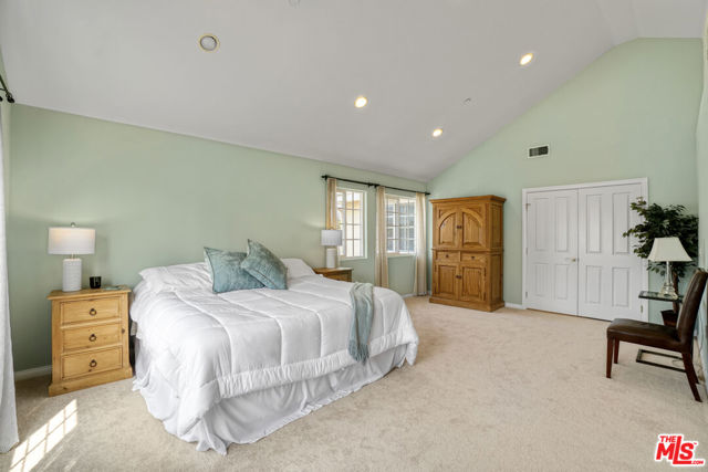 10943 Barman Avenue, Culver City CA: https://media.crmls.org/mediaz/04ec0c77-2e88-4666-a52c-b36bb2843bbc.jpg