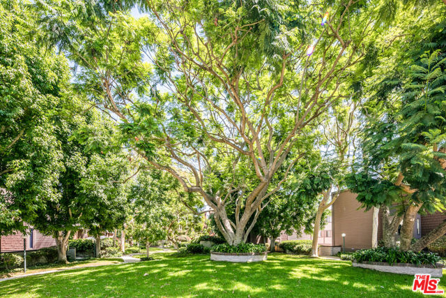 13050 Mindanao Way, 6 photo 35