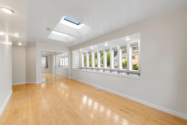 714 Rockaway Beach Avenue, Pacifica CA: https://media.crmls.org/mediaz/04eda4c2-7679-4f48-8430-8d1de84227c7.jpg