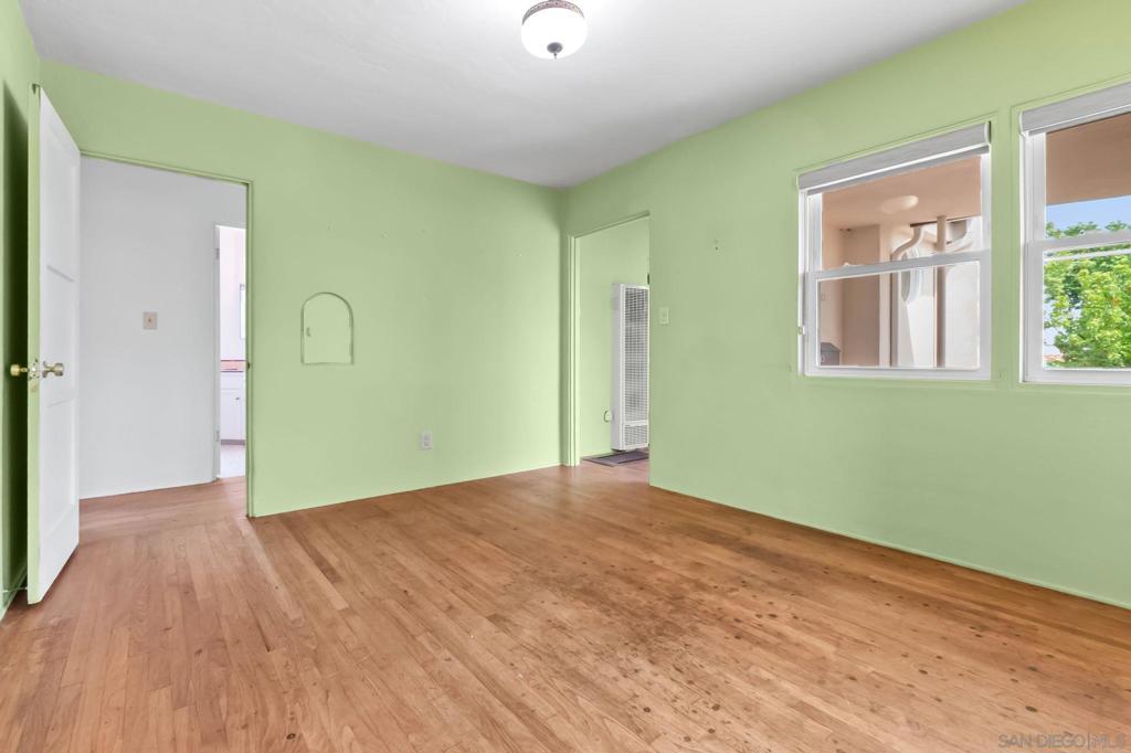 2330 Bancroft - photo 6