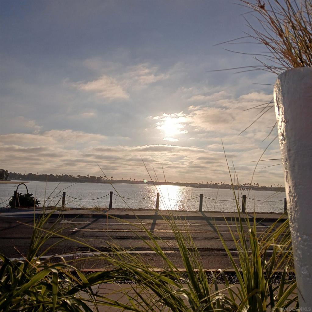 MLS #250042689SD image #35