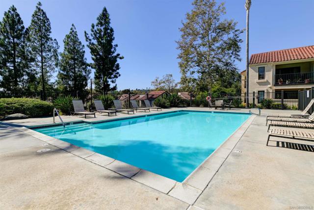 13076 Wimberly Square, San Diego CA: https://media.crmls.org/mediaz/04ee454e-2b09-429b-af6f-4459d23fab5d.jpg