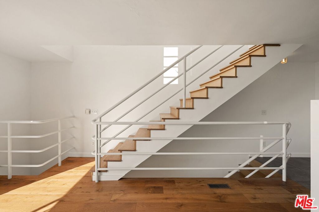 MLS #25625615 image #8