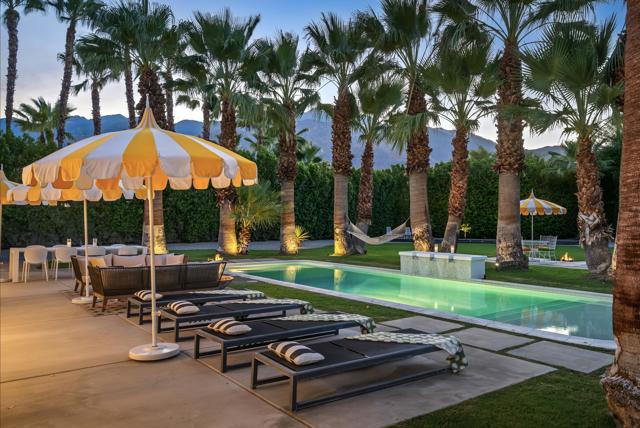 165 S Avenida Elenora, Palm Springs, CA 92262