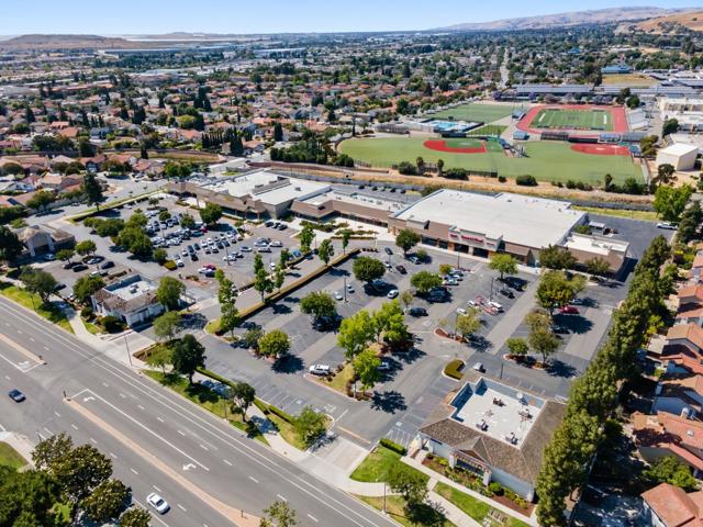 785 Aaron Park Drive, Milpitas CA: https://media.crmls.org/mediaz/04f02b60-0243-4989-b651-5effe5e9d5ec.jpg