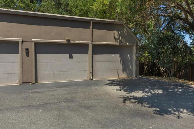 56 Citation Drive, Los Altos CA: https://media.crmls.org/mediaz/04f04ab7-bb24-411a-a343-6047ff79a30e.jpg