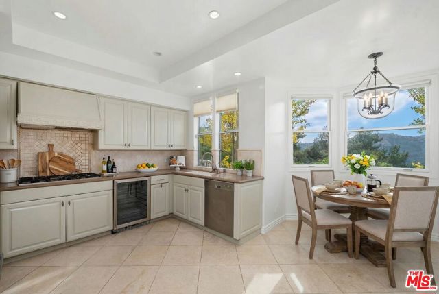 Drew Fenton | 2042 Palisades Drive Pacific Palisades CA | MLS: 7496433 Drew Fenton | 2042 Palisades Drive Pacific Palisades CA | MLS: 7496433