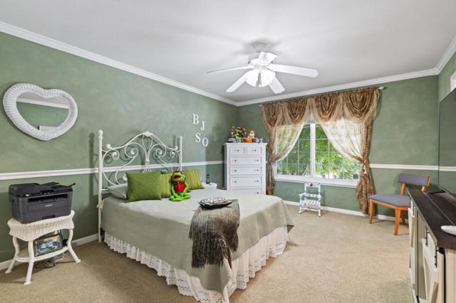 3155 Brittan Avenue, San Carlos CA: https://media.crmls.org/mediaz/04f0be61-9d3f-4267-a502-2859d533cf2a.jpg