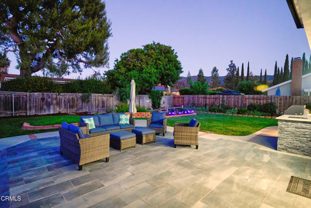 Detail Gallery Image 40 of 46 For 242 Redfield Ave Ave, Thousand Oaks,  CA 91320 - 4 Beds | 2/1 Baths