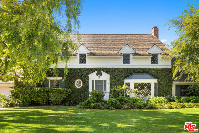 848 Toulon Drive, Pacific Palisades, CA 90272