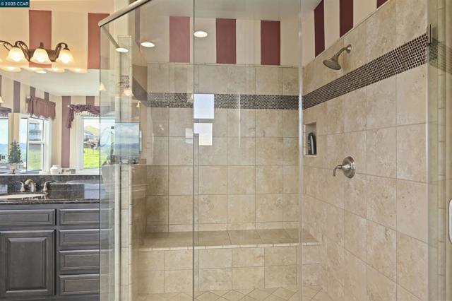 Image 22 of 60 For 3188 Ashbourne Cir