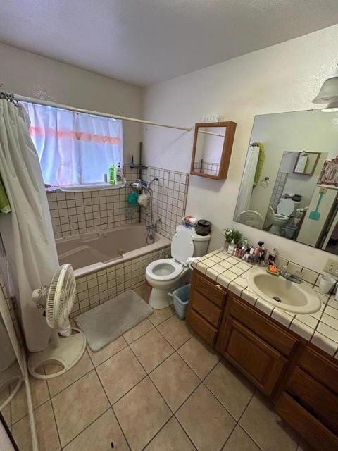 31 10th Street, Greenfield CA: https://media.crmls.org/mediaz/04f3b503-3245-4a28-86ab-0c8d73e47e63.jpg