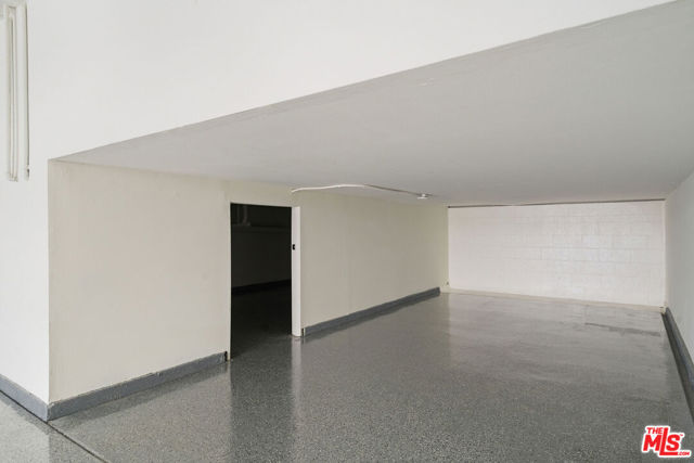 13245 Fiji Way, Marina del Rey CA: https://media.crmls.org/mediaz/04f45740-bc91-4da2-9a3a-434c3b2ea27c.jpg