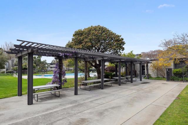 1061 Beach Park Boulevard, Foster City CA: https://media.crmls.org/mediaz/04f657c9-9b06-460a-bdef-d16e1081e3eb.jpg