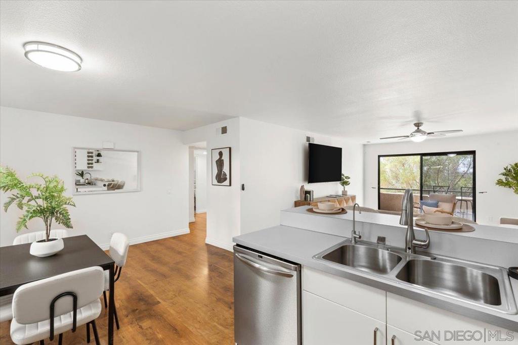 MLS #250039466SD image #9