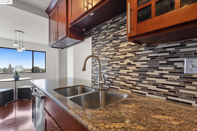 22012 Sevilla Rd, Hayward CA: https://media.crmls.org/mediaz/04f8174c-04d7-44fe-b820-240fbb016f52.jpg