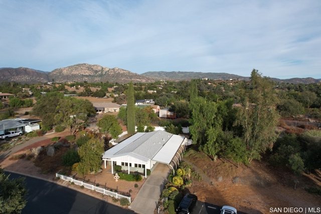 18218 Paradise Mountain Rd, Valley Center CA: https://media.crmls.org/mediaz/04f87639-4ff8-4b15-ae6b-90ad955d282a.jpg
